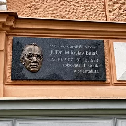 Pamětní deska Miloslava Baláše